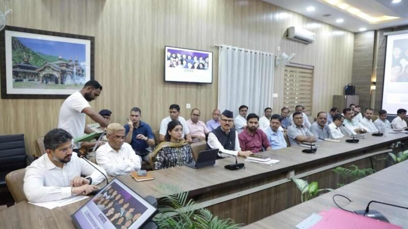 महिलाओं की सुरक्षा को लेकर प्रशासन एक्शन मोड में, सभी कार्यालयों में बनेगी आंतरिक शिकायत समिति