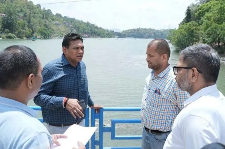नैनीताल की झीलों के सौंदर्यीकरण और पार्किंग परियोजनाओं को मिलेगी रफ्तार, सचिव डॉ. आर. राजेश कुमार ने किया स्थलीय निरीक्षण