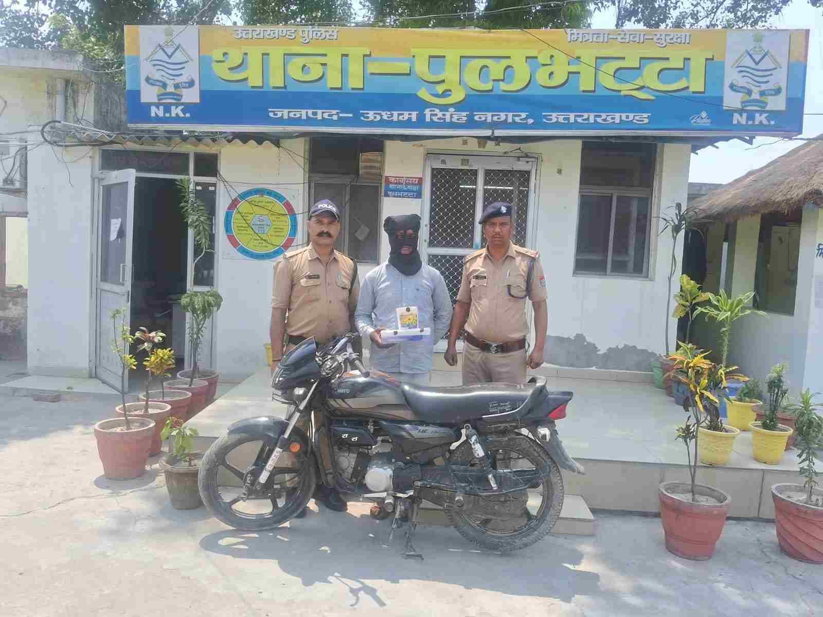 घर में बंधक बनाकर लूट और मोटरसाइकिल चोरी का खुलासा, तीसरा आरोपी भी गिरफ्तार
