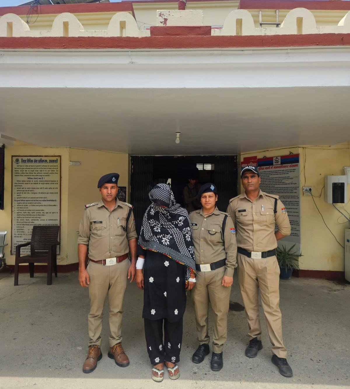 उत्तरकाशी पुलिस की बड़ी कार्रवाई: कुख्यात महिला ड्रग माफिया मेहराज देहरादून से गिरफ्तार