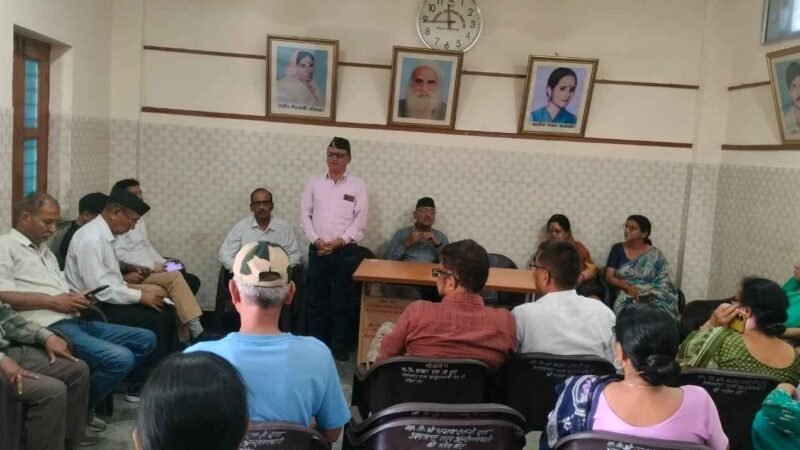 चार सूत्रीय मांगों पर कार्रवाई न होने से आंदोलनकारी नाराज, 5 जुलाई को मुख्यमंत्री आवास कूच का ऐलान