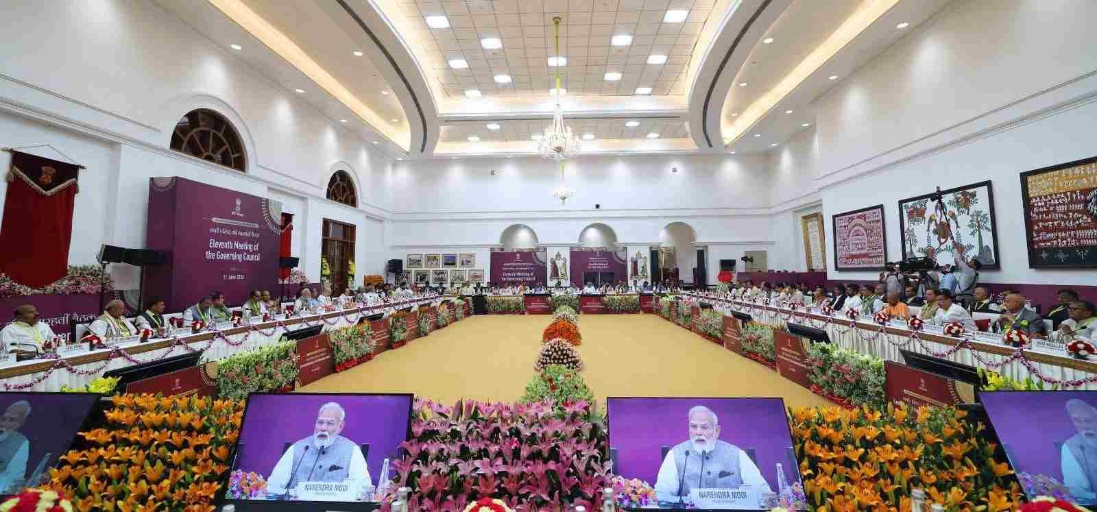 नीति आयोग की बैठक में मुख्यमंत्री धामी ने रखा विकसित उत्तराखंड का विजन, हिमालयी राज्यों के लिए विशेष नीति समर्थन की मांग