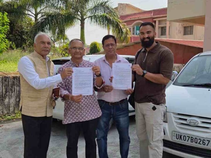 धाद प्रतिनिधिमंडल ने महानिदेशक उद्यान से की मुलाकात, माल्टा मिशन और स्टोन फ्रूट विकास पर हुई विस्तृत चर्चा
