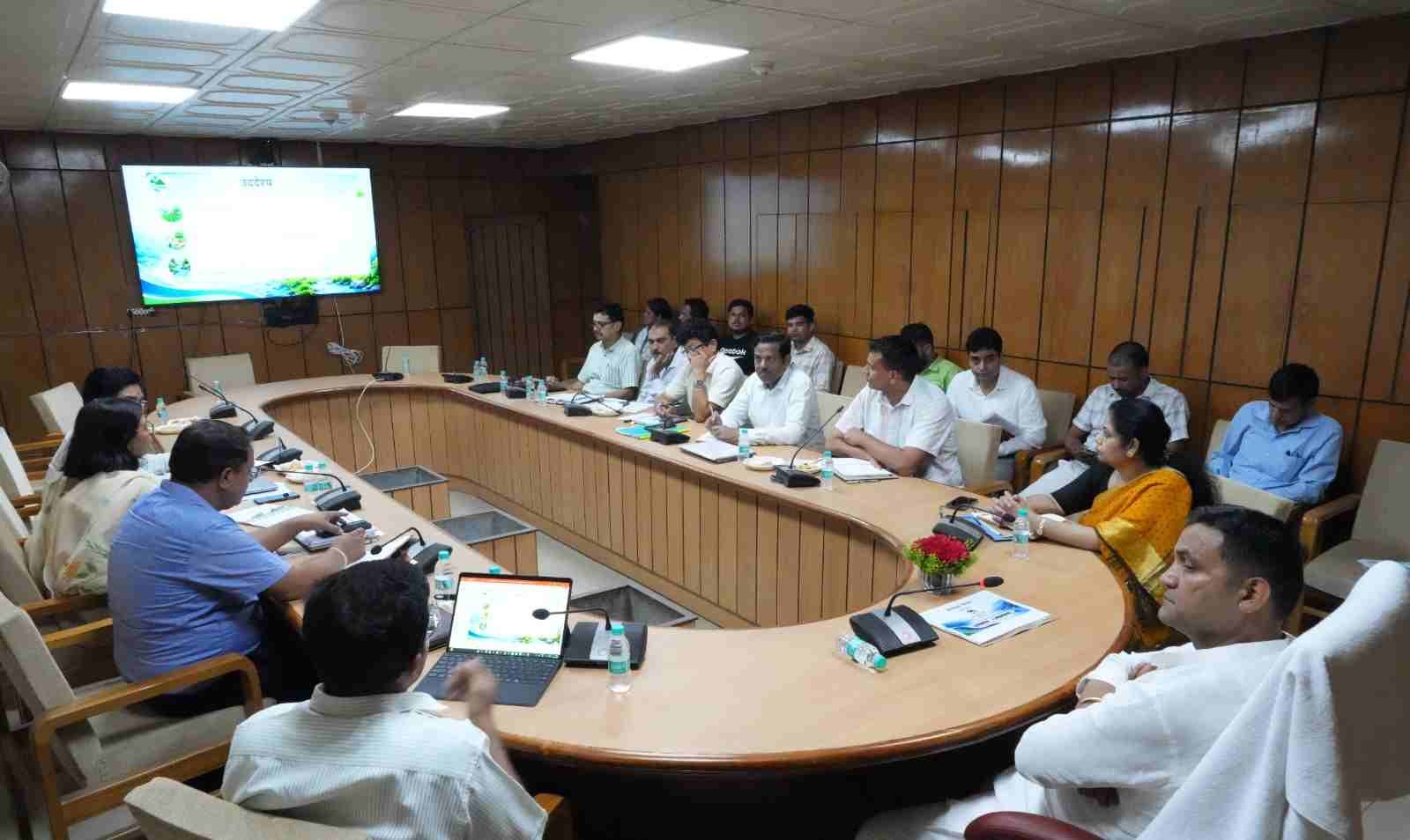 चाल-खाल, नौले-धारों के संरक्षण और नदियों के पुनर्जीवन कार्यों में गुणवत्ता बनाए रखने के निर्देश