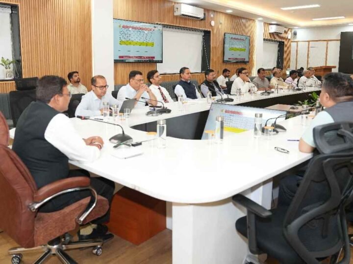 टीबी मुक्त भारत अभियान की धीमी प्रगति पर मुख्य सचिव सख्त, लापरवाह जिलाधिकारियों को प्रतिकूल प्रविष्टि के निर्देश एक सप्ताह में 100 प्रतिशत स्क्रीनिंग पूरी करने के आदेश