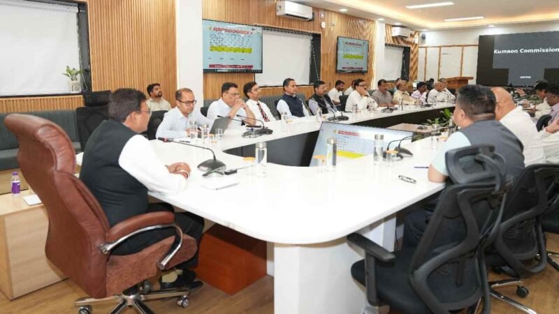 टीबी मुक्त भारत अभियान की धीमी प्रगति पर मुख्य सचिव सख्त, लापरवाह जिलाधिकारियों को प्रतिकूल प्रविष्टि के निर्देश एक सप्ताह में 100 प्रतिशत स्क्रीनिंग पूरी करने के आदेश