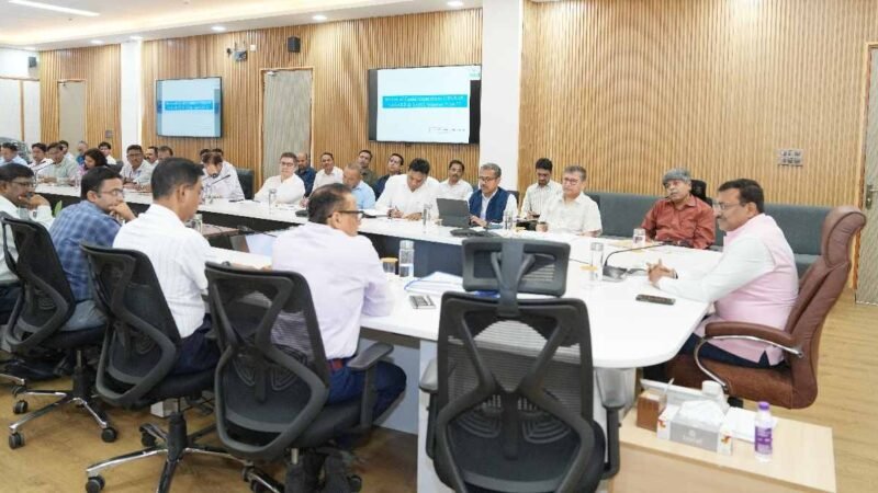 मुख्य सचिव ने की केंद्र पोषित एवं पूंजीगत निवेश योजनाओं की समीक्षा, विभागों को लक्ष्य तय कर प्रस्ताव तैयार रखने के निर्देश