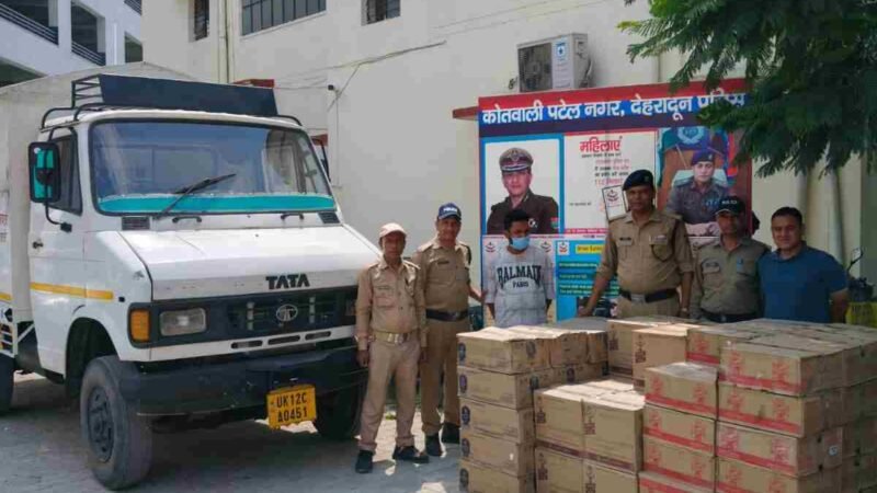 दून पुलिस और एसटीएफ की संयुक्त कार्रवाई, 8 लाख की अवैध अंग्रेजी शराब के साथ तस्कर गिरफ्तार