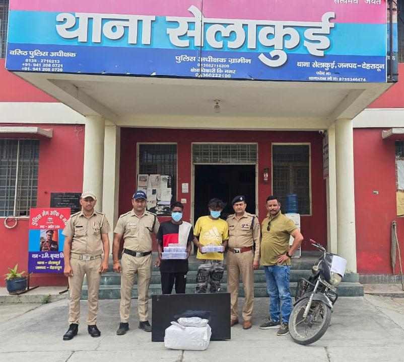 सेलाकुई में 5 चोरियों का खुलासा, अंतर्राज्यीय गिरोह के दो शातिर चोर गिरफ्तार; 40 लाख का माल बरामद
