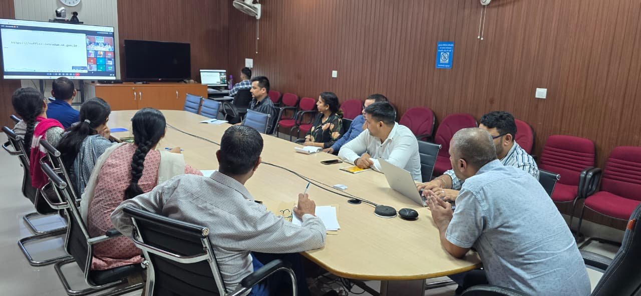 देहरादून में ई-ऑफिस प्रणाली को मजबूत बनाने के लिए प्रशिक्षण कार्यक्रम आयोजित, अधिकारियों-कर्मचारियों को दिया व्यवहारिक प्रशिक्षण