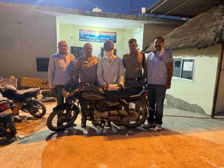 एसटीएफ और किच्छा पुलिस की संयुक्त कार्रवाई, 15.70 लाख रुपये की हेरोइन के साथ तस्कर गिरफ्तार