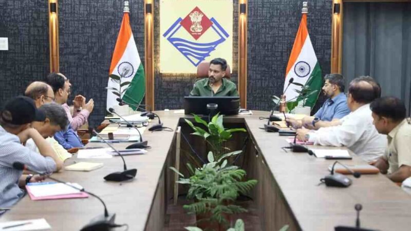 राष्ट्रीय प्रतिरक्षण दिवस पर डीएम सख्त, पोलियो खुराक से कोई बच्चा न छूटे, लापरवाही पर होगी कार्रवाई