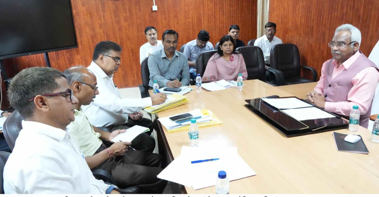 आयुष विश्वविद्यालयों में अव्यवस्था बर्दाश्त नहीं, रिक्त पद जल्द भरने के निर्देश : मदन कौशिक