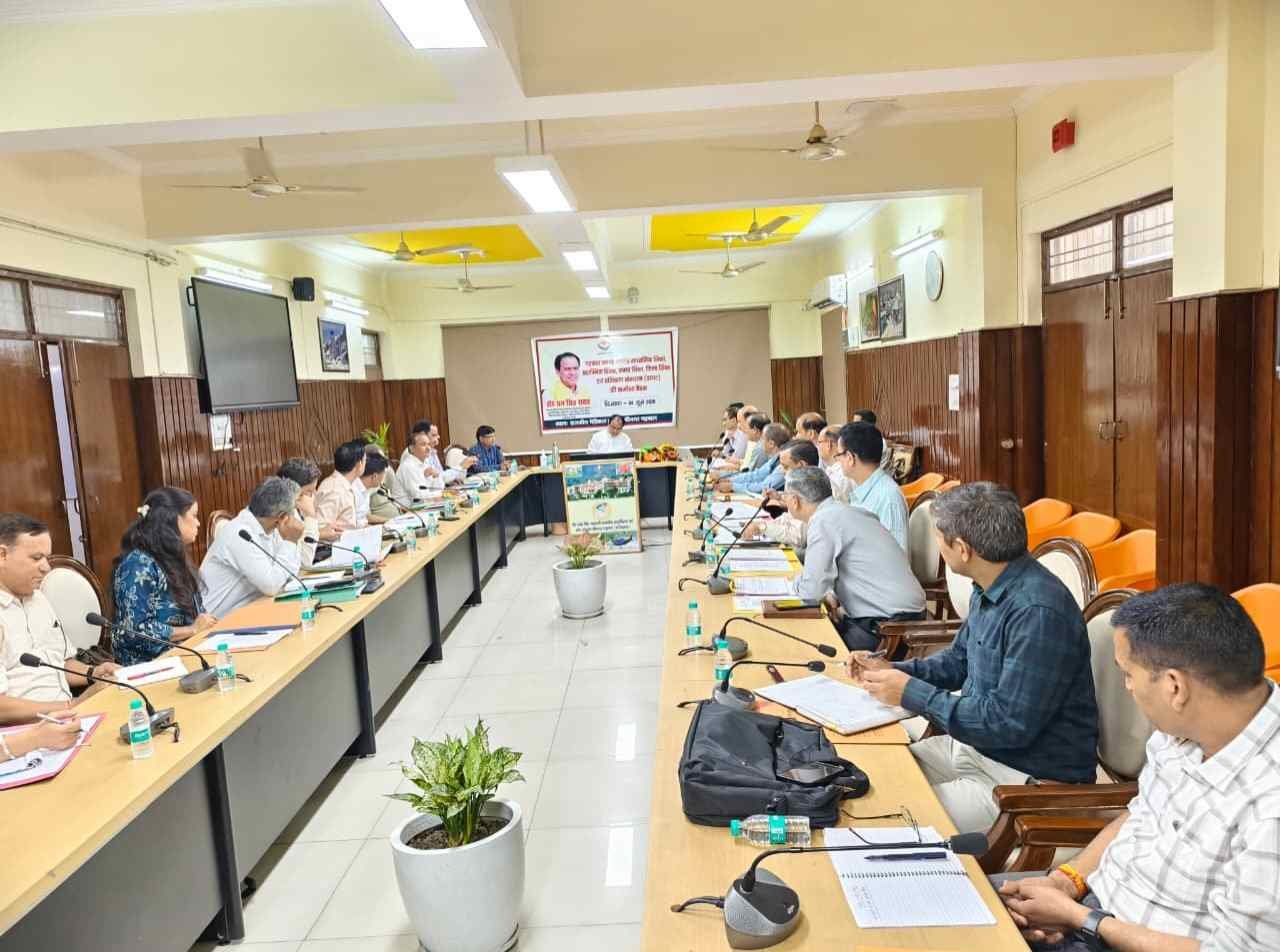 सूबे के स्कूलों में अनिवार्य होगा एनसीसी, एनएसएस व स्काउटः डाॅ. धन सिंह रावत