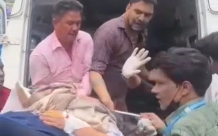 नैनीताल में जल संस्थान का ट्रक अनियंत्रित, दिल्ली की दो महिला पर्यटक गंभीर घायल; ब्रेक फेल होने की आशंका