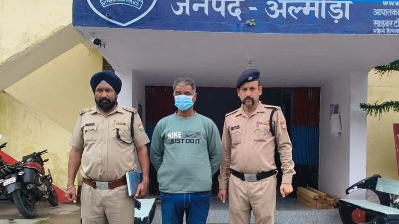 नौकरी का झांसा देकर ₹2.50 लाख ठगने वाला 2 साल से फरार आरोपी अमरोहा से गिरफ्तार