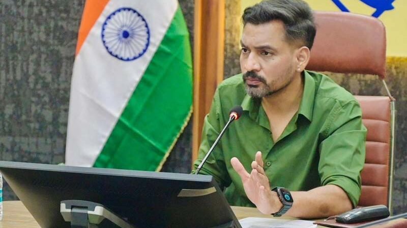 देहरादून में अनुसूचित जाति युवाओं के लिए ₹1.25 करोड़ की कार्ययोजना मंजूर, 465 युवाओं को मिलेगा स्वरोजगार व कौशल प्रशिक्षण