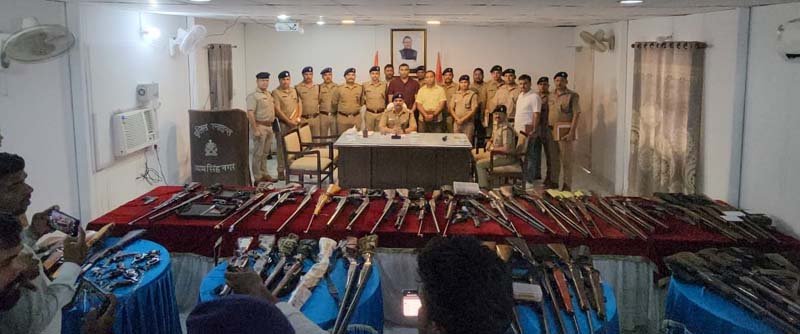 संदिग्ध शस्त्र लाइसेंसों पर ऊधम सिंह नगर पुलिस का बड़ा एक्शन, 94 लाइसेंस कब्जे में, 119 हथियार जमा