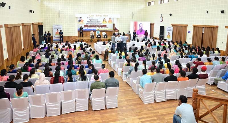 मुख्यमंत्री ने ‘एकल महिला स्वरोजगार योजना’ के दूसरे चरण का किया शुभारंभ, 488 महिलाओं को डीबीटी से ₹2.76 करोड़ की सहायता