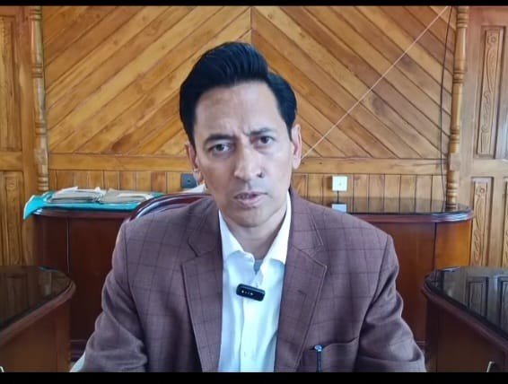 1 अगस्त से नैनीताल माल रोड पर हॉर्न बजाने पर ₹1000 जुर्माना, ध्वनि प्रदूषण रोकने के लिए प्रशासन का बड़ा फैसला