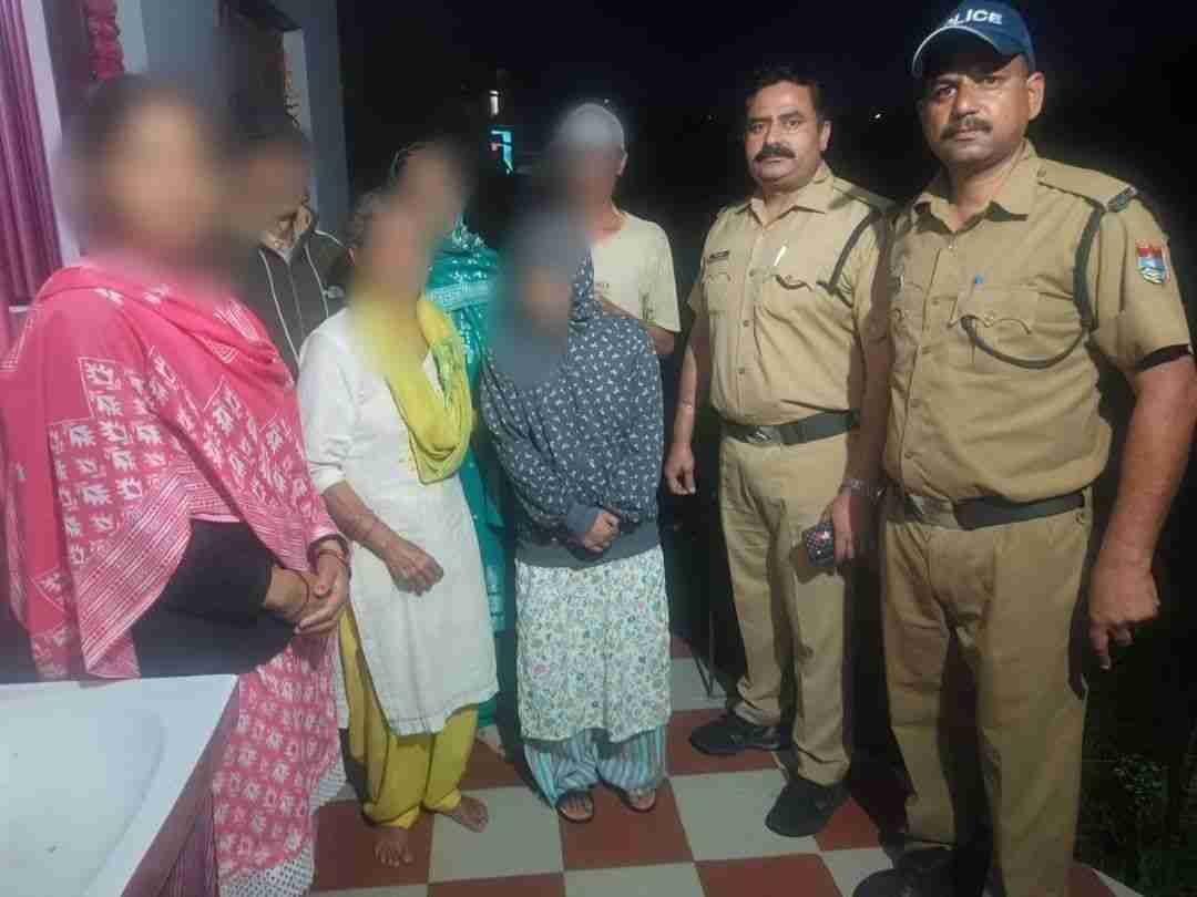 6 दिन बाद घने जंगल से सकुशल मिली लापता युवती, अल्मोड़ा पुलिस-एसडीआरएफ के संयुक्त रेस्क्यू अभियान ने बचाई जान