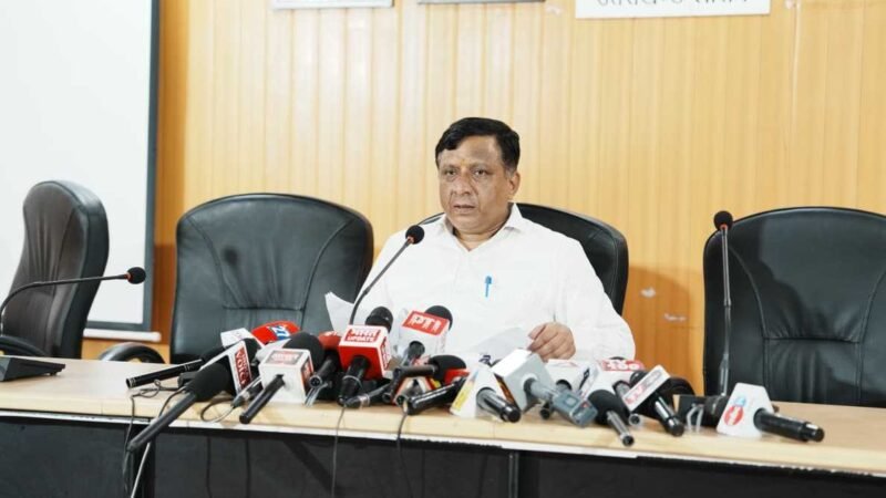 धामी कैबिनेट के बड़े फैसले: उच्च शिक्षा, पर्यटन, रोजगार, वित्त और सुशासन से जुड़े कई अहम प्रस्तावों को मिली मंजूरी