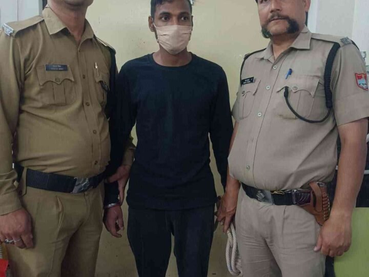 अल्मोड़ा में हत्या की सनसनीखेज वारदात का कुछ ही घंटों में खुलासा, आरोपी हथौड़ा और चाकू समेत गिरफ्तार