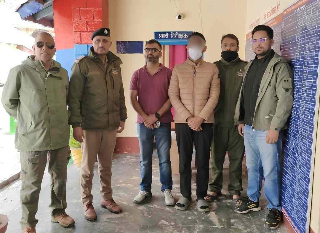 बद्रीनाथ धाम भेंट राशि अनियमितता मामले में बड़ी कार्रवाई, SIT जांच के बाद मंदिर समिति का कर्मचारी देहरादून से गिरफ्तार