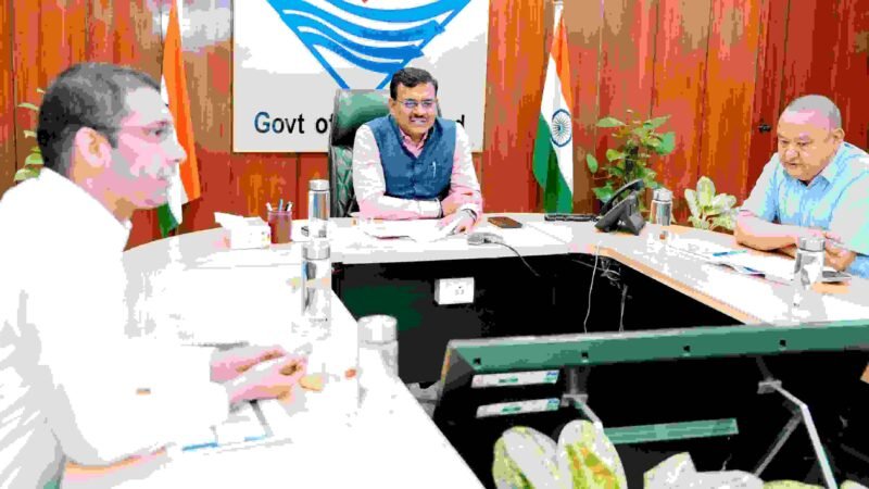 उत्तराखंड पर्यटन के लिए बनेगा 5 वर्षीय रोडमैप, नए पर्यटन स्थल और ग्लैंपिंग प्रोजेक्ट होंगे विकसित