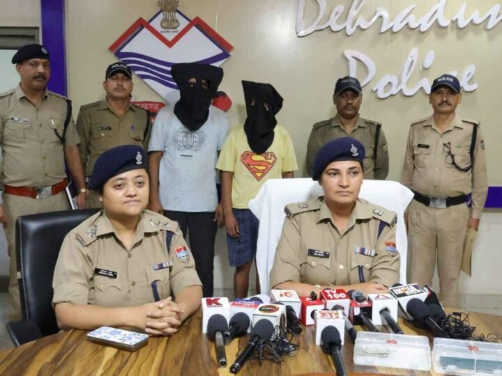रायपुर में बुजुर्ग महिला से लूट का 12 घंटे में खुलासा, नगर निगम कर्मी बनकर वारदात करने वाले 2 आरोपी गिरफ्तार