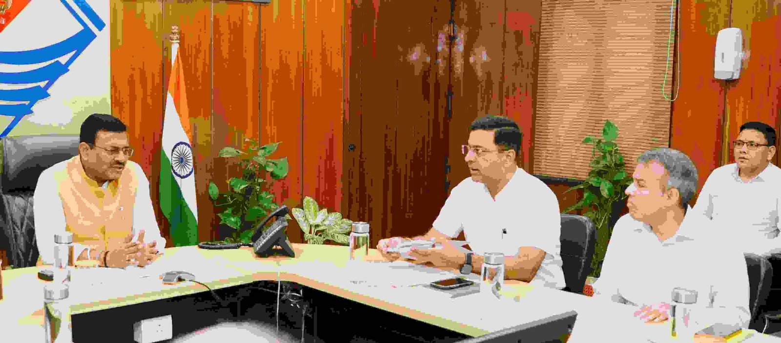 सड़क दुर्घटना पीड़ितों को तुरंत मिलेगी मदद, मुख्य सचिव ने 112 से सभी आपातकालीन सेवाएं जोड़ने के दिए निर्देश