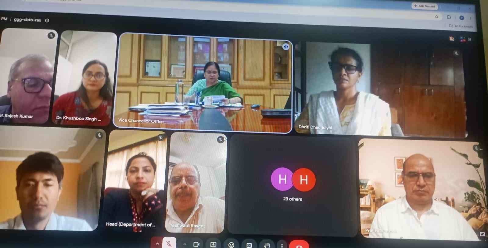 दून विश्वविद्यालय में बनेगा प्रश्न बैंक, परीक्षा प्रणाली होगी अधिक पारदर्शी और मानकीकृत,