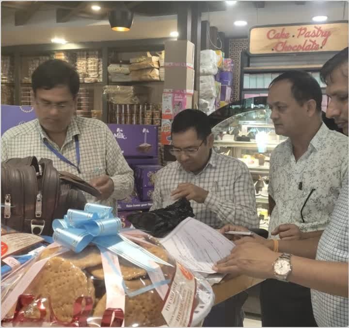 हरिद्वार में खाद्य सुरक्षा विभाग की बड़ी कार्रवाई, 10 कारोबारियों पर ₹2.65 लाख का जुर्माना