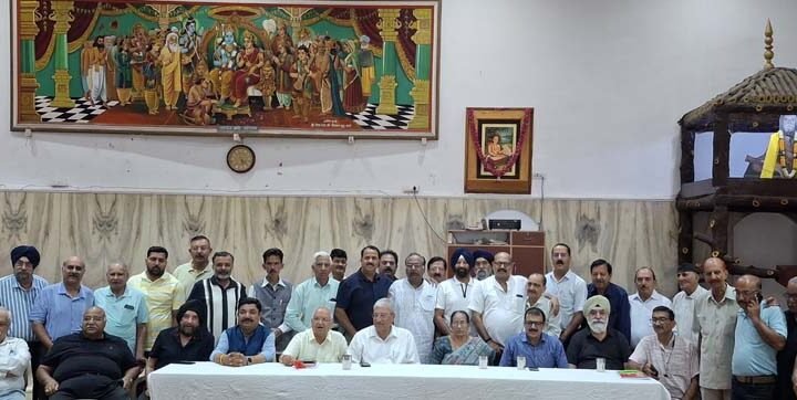 उत्तरांचल पंजाबी महासभा में एकता की पहल, दोनों गुटों ने पुरानी कोर कमेटी का निर्णय मानने पर जताई सहमति