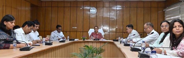 आंगनबाड़ी केंद्रों में हर माह बच्चों का वजन अनिवार्य, लापरवाही पर होगी सख्त कार्रवाई : रेखा आर्या