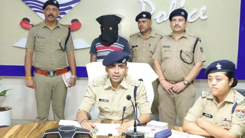 दून पुलिस की बड़ी कार्रवाई: 30 लाख की MDMA और स्मैक के साथ अंतरराज्यीय नशा तस्कर गिरफ्तार