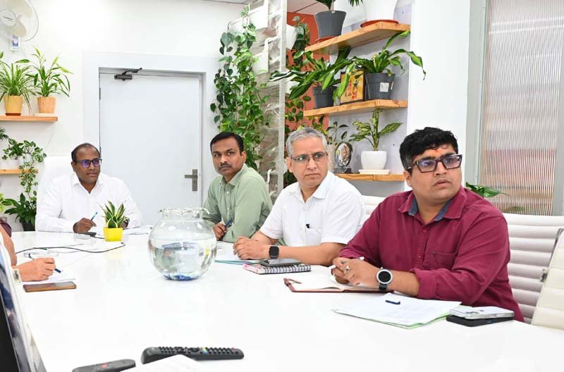 SIR अभियान की समीक्षा: मतदाताओं की सुविधा के लिए विशेष कैंप और पुख्ता व्यवस्थाओं के निर्देश