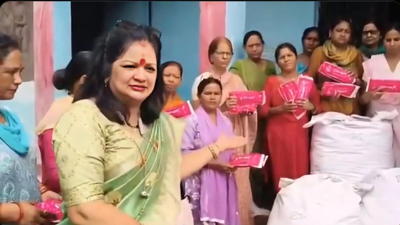 आंगनबाड़ी कार्यकर्ताओं से सेनेटरी नैपकिन के पैसे वसूलने का आरोप, संगठन ने मुख्यमंत्री से की हस्तक्षेप की मांग