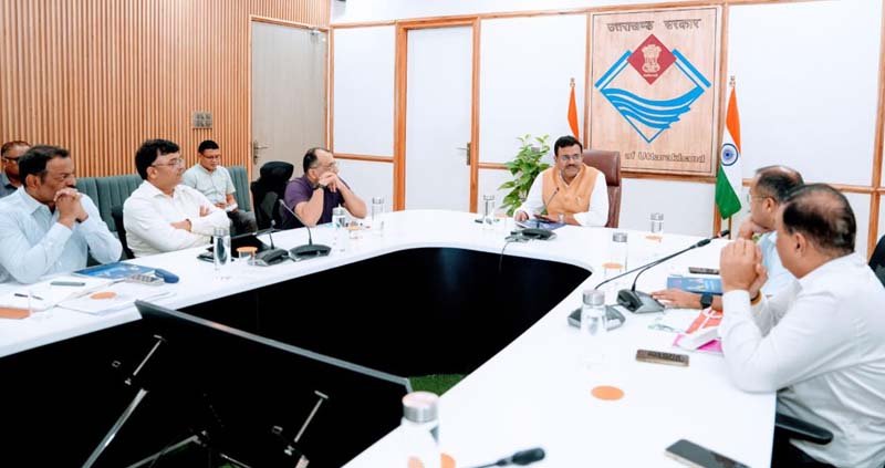 ड्रग्स के खिलाफ सख्ती बढ़ेगी: मुख्य सचिव ने सप्लाई चेन तोड़ने और डी-एडिक्शन सेंटर मजबूत करने के दिए निर्देश