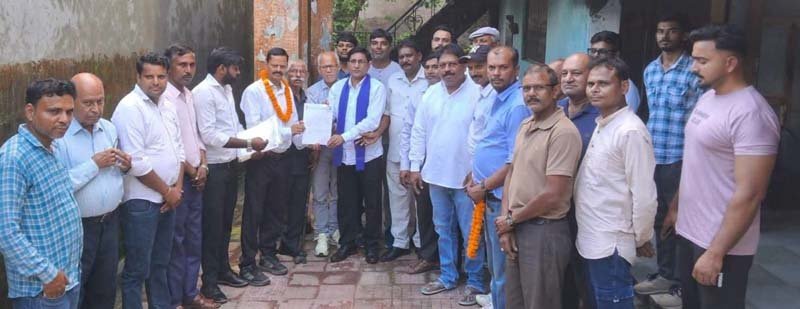 धर्मपुर विधानसभा में आजाद समाज पार्टी ने कसी कमर, कार्यकर्ताओं को सौंपी संगठन की जिम्मेदारियां