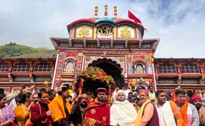 बदरीनाथ धाम में नर-नारायण जयंती का शुभारंभ, माता मूर्ति मंदिर पहुंची भगवान की उत्सव डोली