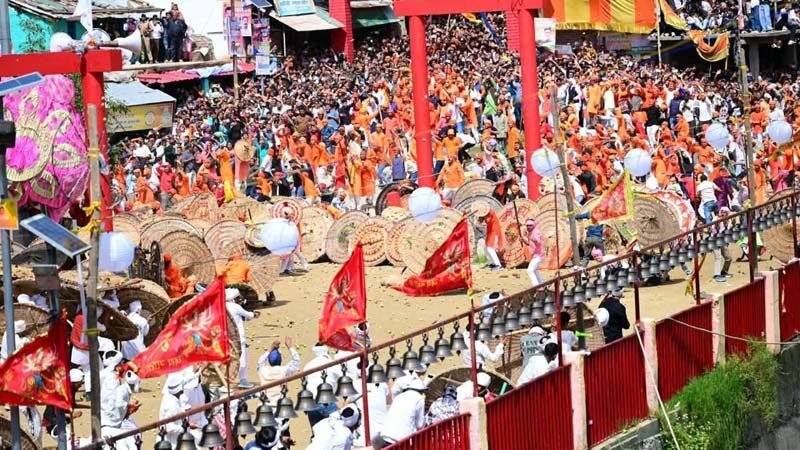 पत्थरों की जंग, आस्था का रंग: देवीधुरा में ऐतिहासिक बग्वाल का भव्य आयोजन
