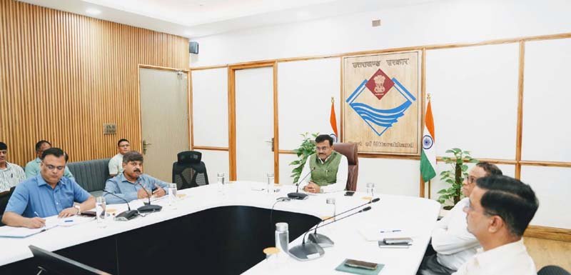 मुख्य सचिव आनन्द बर्द्धन ने वाह्य सहायतित परियोजनाओं की समीक्षा की, आधारभूत संरचना विकास और समयबद्ध क्रियान्वयन पर दिया जोर