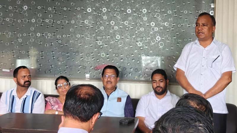 एसआईआर को लेकर रायपुर विधानसभा में कांग्रेस के बीएलओ-2 की महत्वपूर्ण बैठक