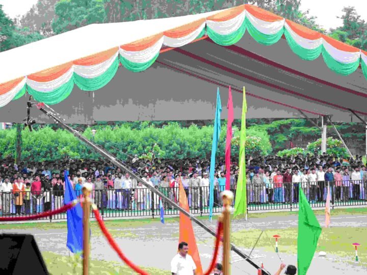 अपर बद्रीश कॉलोनी में हर्षोल्लास से मनाया गया स्वतंत्रता दिवस, पूर्व सैनिकों का हुआ सम्मान