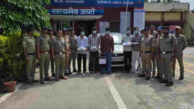 Swift कार की चेकिंग में खुला ₹2.75 करोड़ से अधिक की संदिग्ध डिजिटल मनी ट्रेल का रा