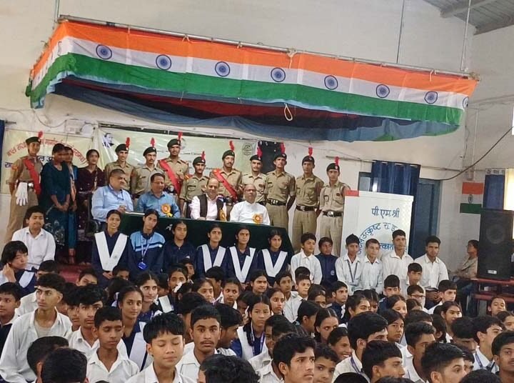 पुरोला के दूरस्थ विद्यार्थियों को मिला करियर और कौशल विकास का मार्गदर्शन