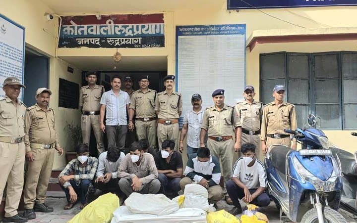 रुद्रप्रयाग पुलिस का बड़ा खुलासा: पम्प हाउस व हॉटमिक्स प्लांट से चोरी करने वाले गिरोह का भंडाफोड़, 7 आरोपी गिरफ्तार