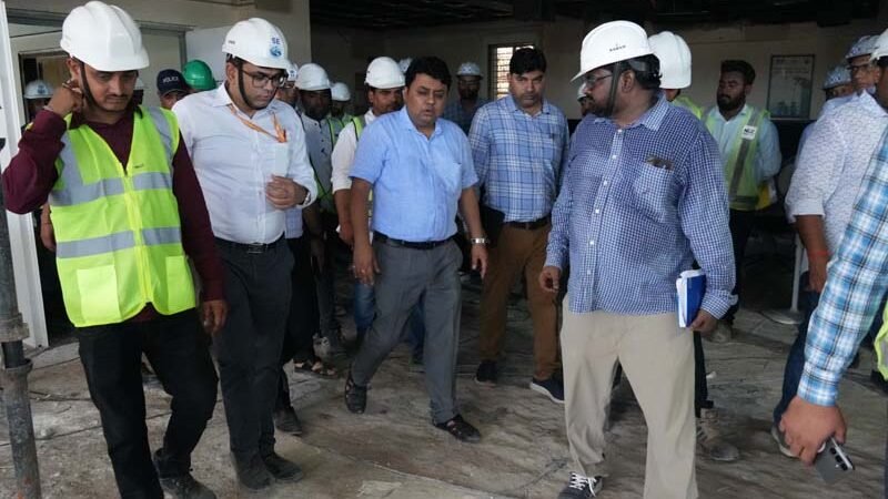 डीएम ने किया निर्माणाधीन एम्स किच्छा का निरीक्षण, 10 सितंबर तक ग्राउंड व फर्स्ट फ्लोर पूरा करने के निर्देश