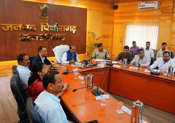 मानसून तैयारियों की समीक्षा में अजय टम्टा के निर्देश, पिथौरागढ़ मेडिकल कॉलेज में इसी सत्र से कक्षाएं शुरू कराने का प्रयास